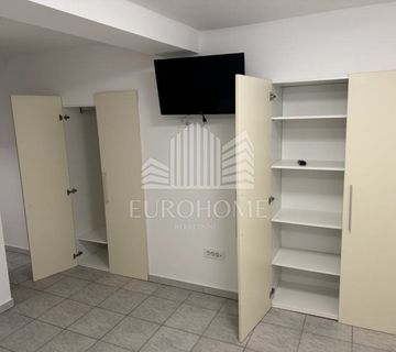 Novouređena garsonijera 22m2 - Ribnjak, CENTAR - - cover