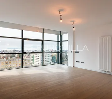 Varaždin, Centar, luksuzan četverosoban stan 100,54 m²