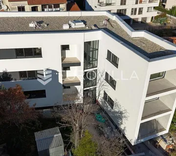 Istra, Rovinj, trosoban stan na 1. katu zgrade 99,90 m²