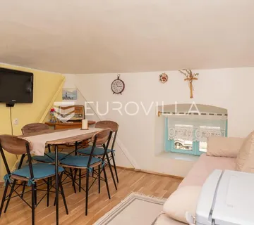 Rijeka, Centar, uređen trosoban stan 52 m² u blizini svih sadržaja