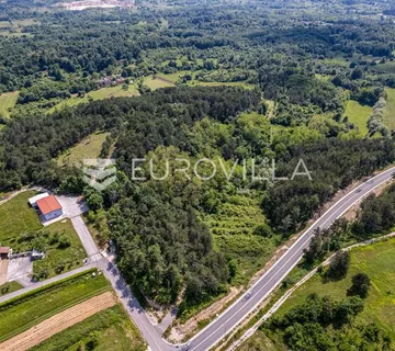 Istra, Grašćišće, jedinstveno građevinsko zemljište 2000 m² okruženo stoljetnom šumom 36789 m² - cover