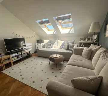 Zagreb, Ravnice, komforan dvosoban stan, 54 m²