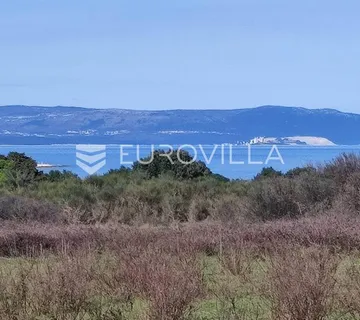 Ližnjan, veliko poljoprivredno zemljište 7340 m2 s pogledom more