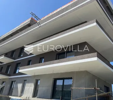 Slavonski Brod, Centar četverosoban stan 103,57 m² novogradnja