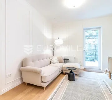 Zagreb, Centar, Ilica novouređen dvosoban stan s vrtom i terasom, 60 m² - cover