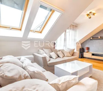 Zagreb, IV Maksimirsko naselje, lijep dvoetažni stan sa balkonom, 77 m² - cover