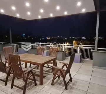 Zagreb, Stenjevec, dvoetažan četverosoban penthouse 150 m²