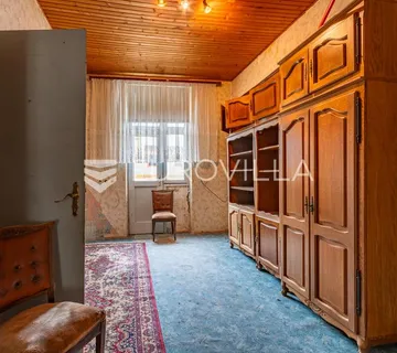 Varaždin, Centar, trosoban stan u staroj gradskoj jezgri
