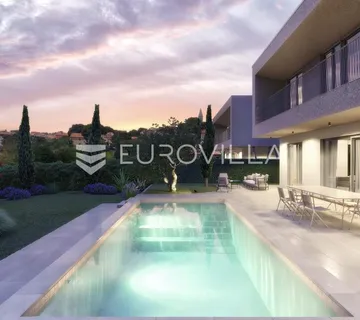 Istra, Kaštelir, građevinsko zemljište 819m2 s projektom i pravomoćnom građevinskom dozvolom - cover