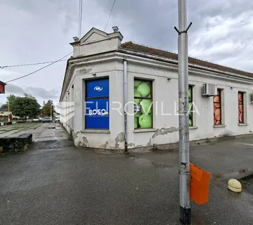 Nova Gradiška, poslovna zgrada 838 m² s dvorištem 1.121 m² - cover