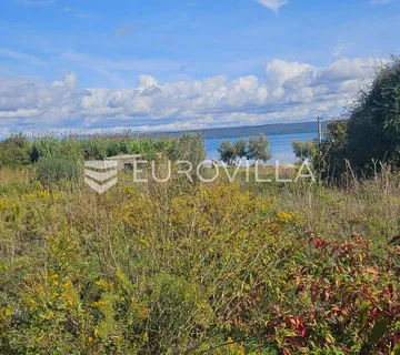 Pašman, Banj, građevinsko zemljište površine 723m2 na top lokaciji, odmah uz more - Banj, Pašman
