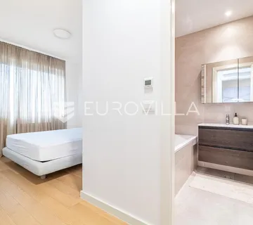 Zagreb, Heinzelova VMD, trosoban stan, PRVI NAJAM, 81 m², parking, spremište
