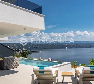 Opatija, luksuzan četverosoban stan s privatnim bazenom i SPA zonom