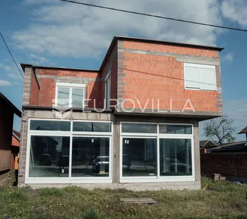 Antin, Kuća s poslovnim prostorom 278 m², Novogradnja, zemljište 1618 m² - cover