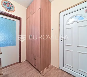 Osijek, Jug 2, prodaje se jednosoban stan površine 33 m² - cover
