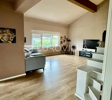 Rugvica, Oborovski Novaki, prekrasna kuća 210 m² na zemljištu od 750 m² - cover