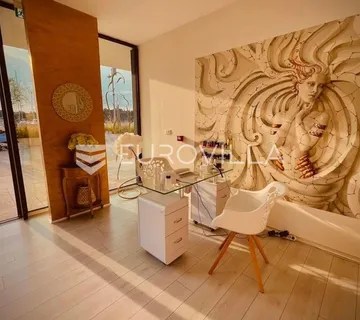Istra, Rovinj, uhodani beauty studio u ACI marini Rovinj, prodaja poslovanja i inventara - cover
