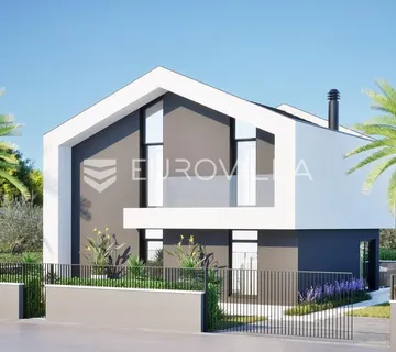 Istra, Funtana, građevinsko zemljište 422 m² s glavnim projektom za obiteljsku kuću 174 m²