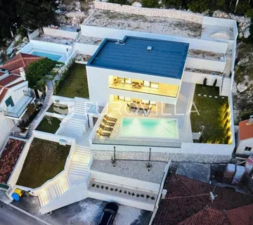 Ploče, Rogotin, vila s bazenom i pogledom na more - cover