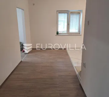 Karlovac, Švarča, stan 50 m², novouređen, na odličnoj lokaciji - cover