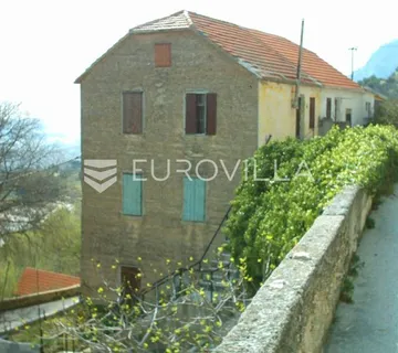 Klis, dvosoban stan s panoramskim pogledom u starom dijelu - cover