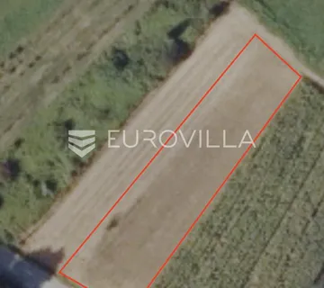 Oštrice, građevinsko zemljište površine 1150 m² - Oštrice, Novi Marof