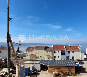 Omiška rivijera, dvosoban stan s balkonom i pogledom na more u novogradnji, 75.95 m² - cover