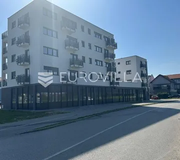 Požega, prvi najam atraktivnog poslovnog prostora 110 m² - Centar