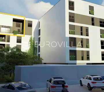 Istra, Pula centar, S22 peterosobni stan, četvrti kat i galerija, 166 m2