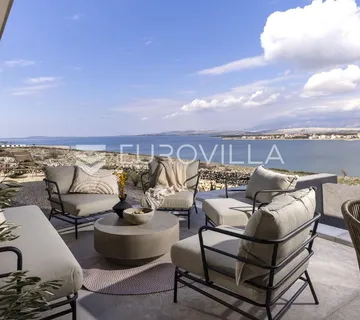 Pag, Povljana, villa s bazenom i pogledom na more - cover