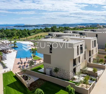 Istra, Savudrija, luksuzna vila u prestižnom resortu - cover