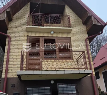Velika, kuća u vikend naselju