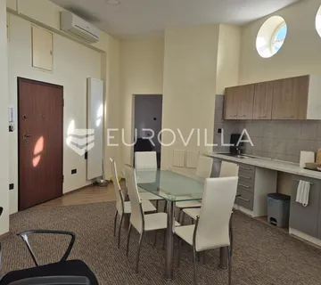 Zagreb, Trnje, Vukovarska ulica, peterosoban stan 129 m², 7. kat, lift - cover