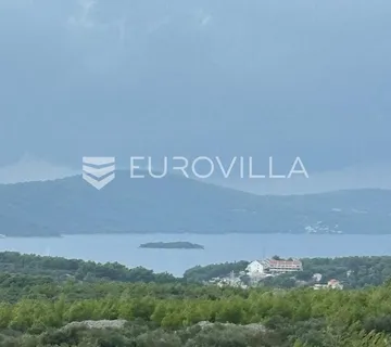 Brač, Milna: Poljoprivredno zemljište s pogledom na more - cover