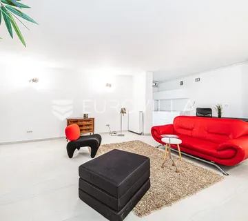 Zagreb, Trešnjevka, prekrasan dvosoban stan 80 m²