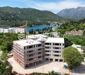 Ploče, novogradnja, trosobni stan na drugom katu - Katići, Ploče