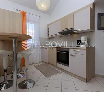 Kastav, Brestovice, četverosoban stan 85 m² s dnevnim boravkom u potkrovlju, dugoročni najam - cover