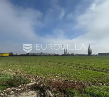 Đakovo, Industrijska zona, atraktivno građevinsko zemljište 14056 m²