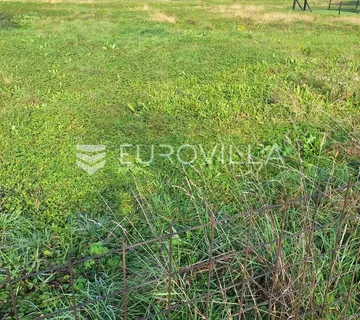 Karlovac, Drežnik, građevinsko zemljište 1000 m2, mirna lokacija - cover