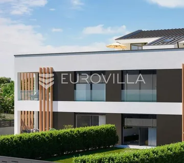 Istra, Rovinj, luksuzni stan 300 m od mora