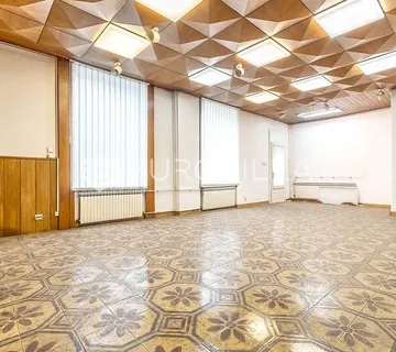 Zagreb, Centar, poslovni prostor, ulični lokal 119 m²