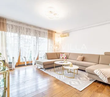 Vinogradska, prekrasan peterosoban dvoetažni stan 140 m2 - Centar