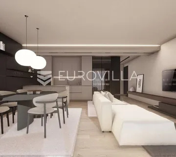 Istra, Umag - Moderan stan u prizemlju s privatnim vrtom samo 200m od mora - cover
