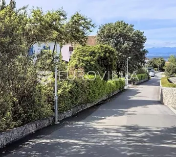 Malinska, Vantačići, jednosoban s dnevnim boravkom, balkonom i pogledom na more, odmah uz plažu - cover