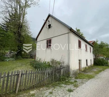 Senj, Vrzići, starina od 70 m² sa okućnicom od 3.280 m² - Melnice, Senj