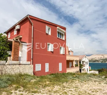 Zadar, Pag, kuća s pet apartmana i pogledom na more, 867,39 eur/m² - cover