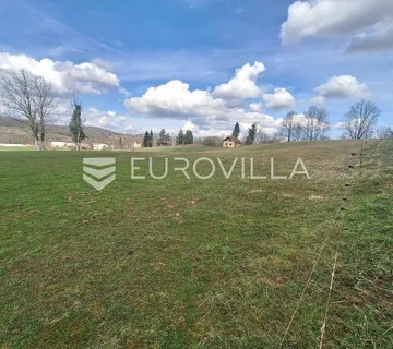 Bosiljevo, poljoprivredno zemljište 2200 m², predano na prenamijenu