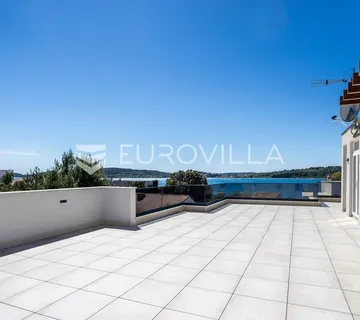 Srima, trosoban penthouse na vrhunskoj lokaciji s pogledom na more - Srima, Vodice
