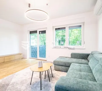 Zagreb Podsused dvosoban stan 65 m² s parkirnim mjestom i vrtom