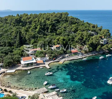 Otok Korčula, Blato, uvala Gršćica, zemljište s ruševnim objektom - cover